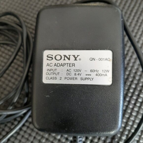 Sony P9750 AC DC Adapter QN-001AC 8.4V 400mA Power Supply Transformer - Picture 2 of 4